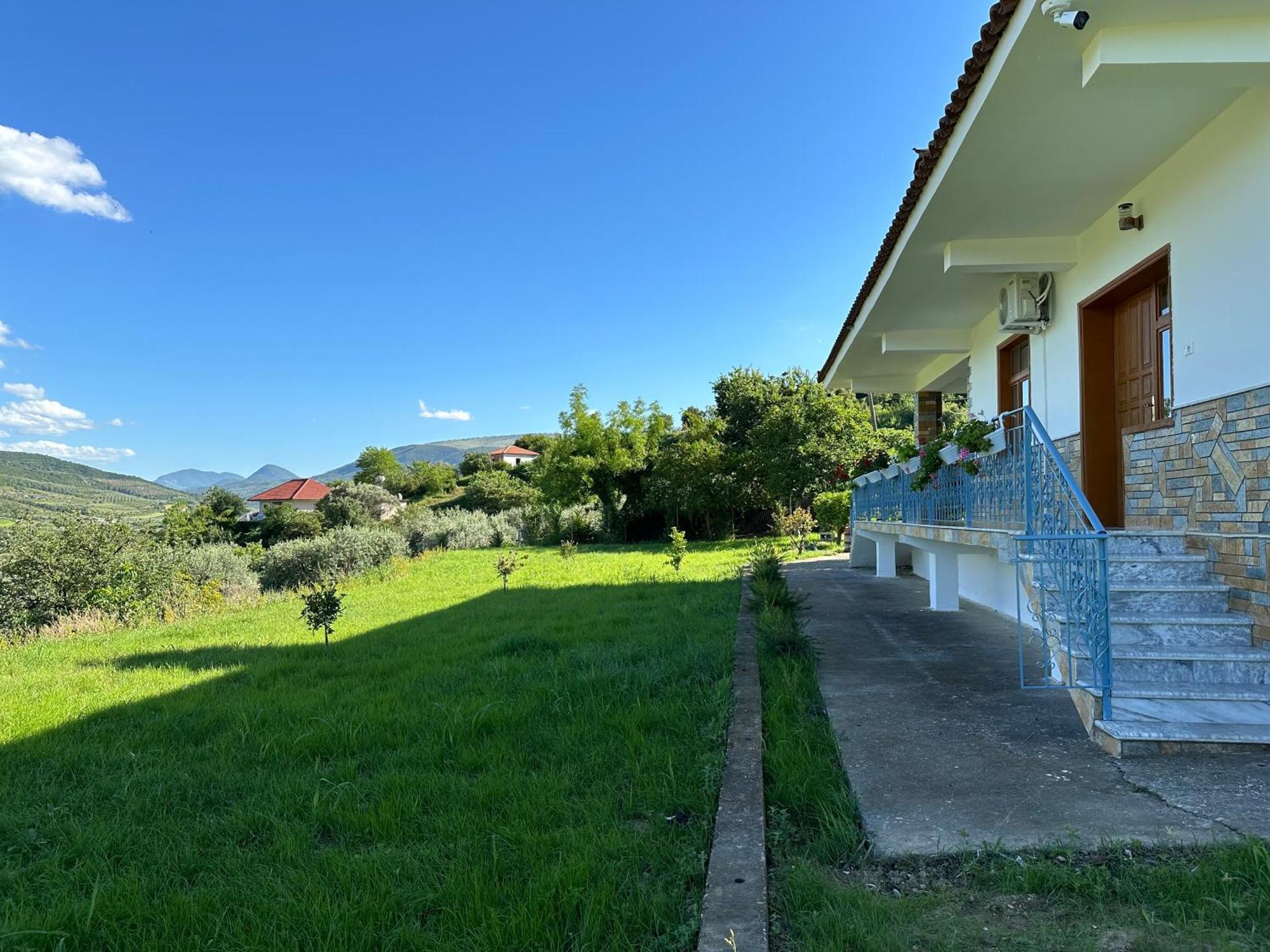 Vila Ardea Berat Buitenkant foto
