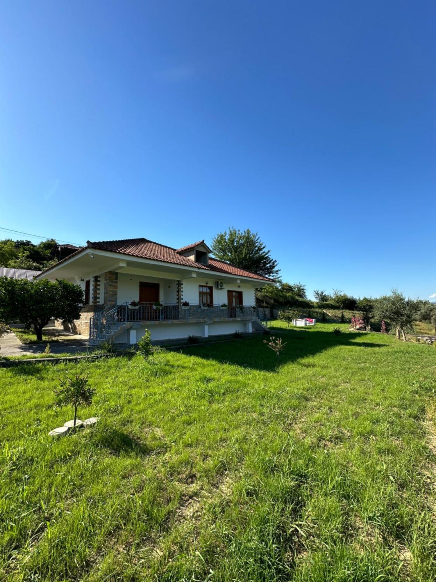 Vila Ardea Berat Buitenkant foto