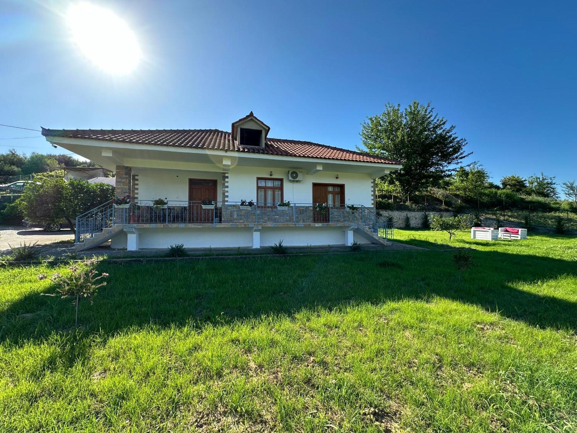 Vila Ardea Berat Buitenkant foto