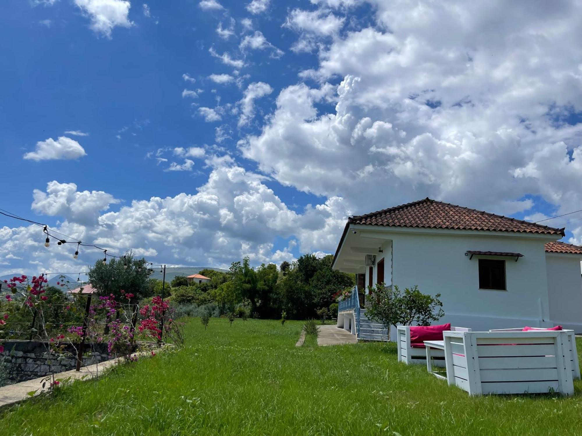 Vila Ardea Berat Buitenkant foto